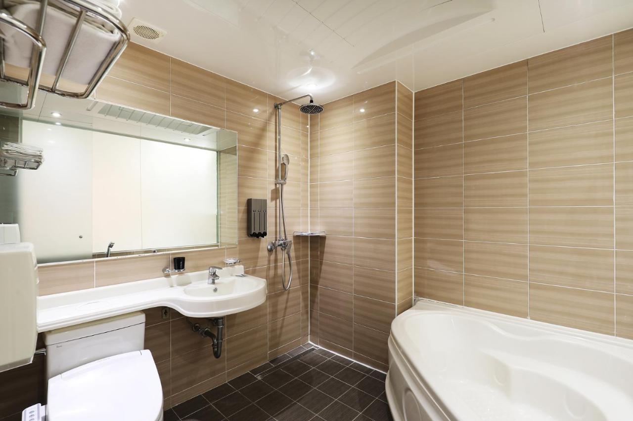 Hotel The Sea Star Инчон Екстериор снимка